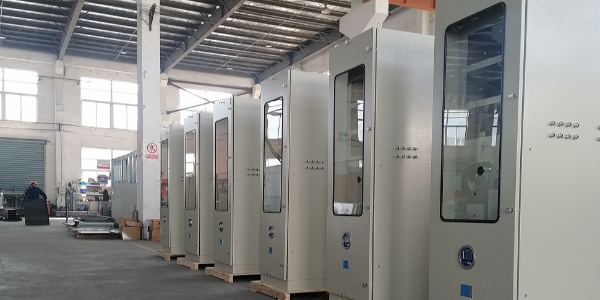 正壓防爆控制柜生產(chǎn)時要注意什么?